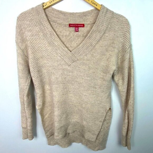 Saks Fifth Avenue‎ Soft V-Neck Ribbed Knit Sweater Size XS Pullover Minimalist - Picture 7 of 8